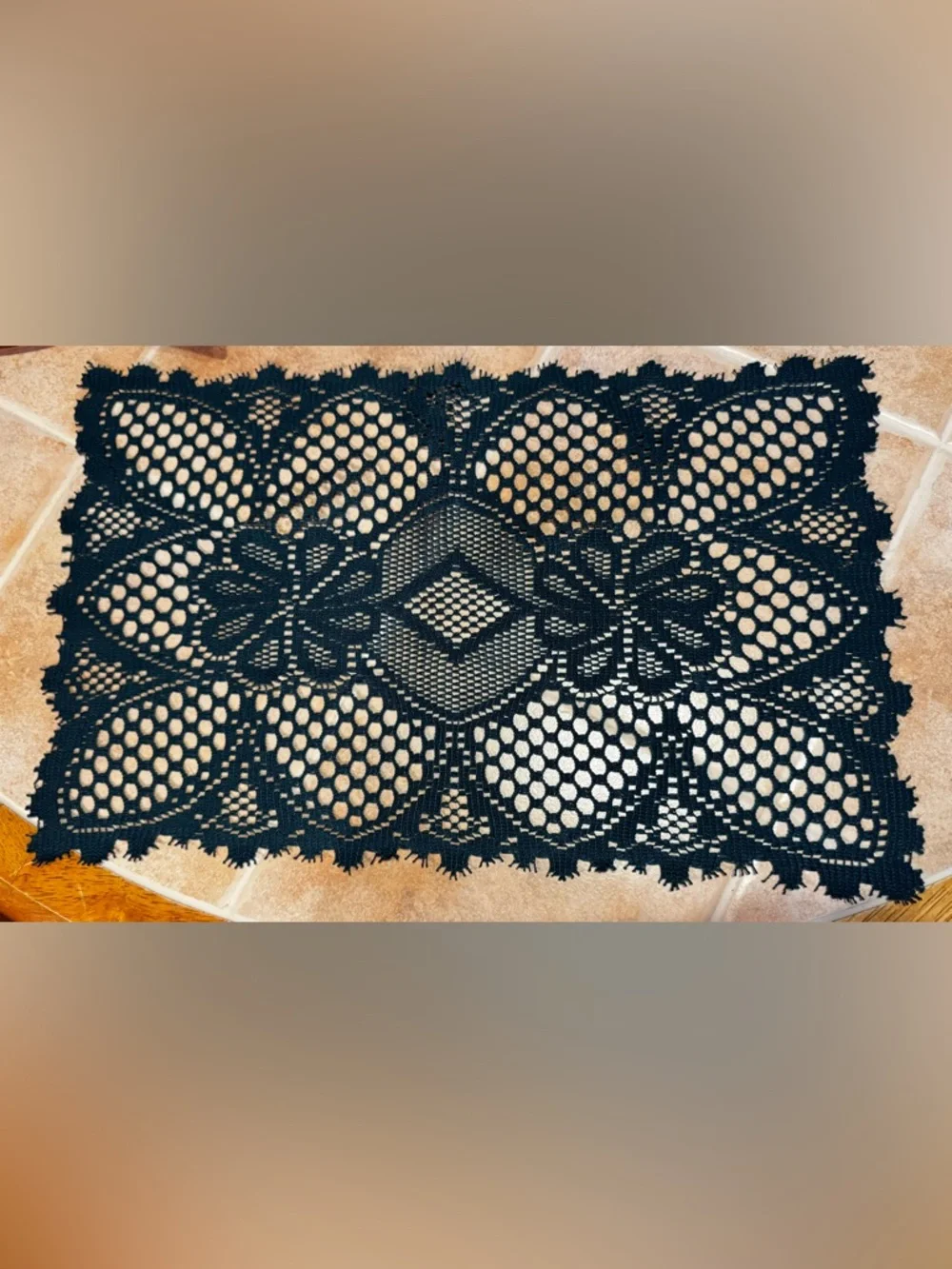 Vintage 3 Evergreen Doilies ✨